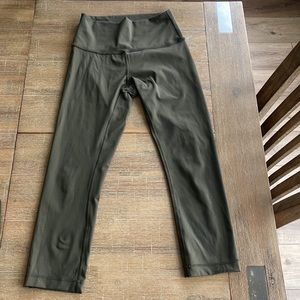 Lululemon cropped leggings